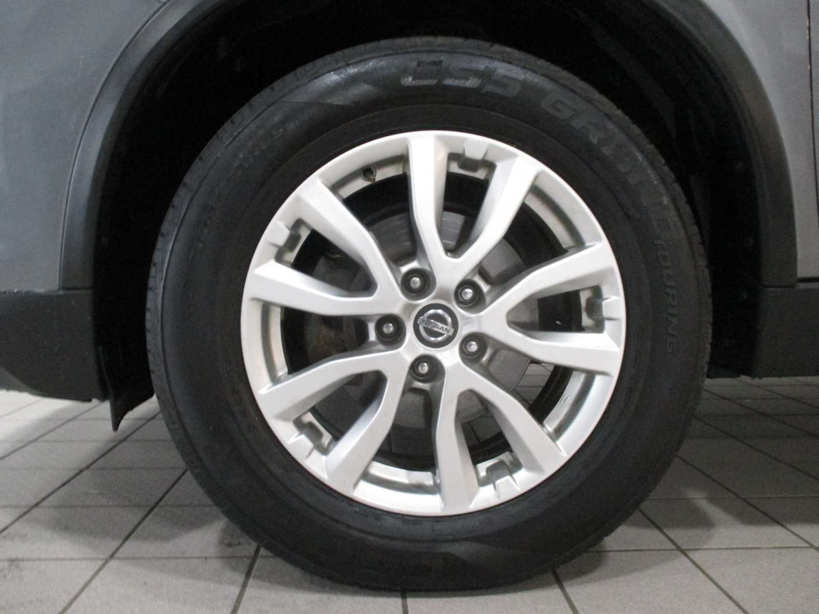 used 2019 Nissan Rogue car, priced at $15,998