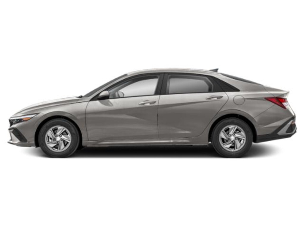 New 2026 Hyundai Elantra SE Sedan