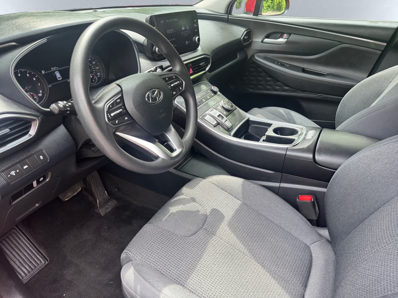 used 2021 Hyundai Santa Fe car, priced at $19,998