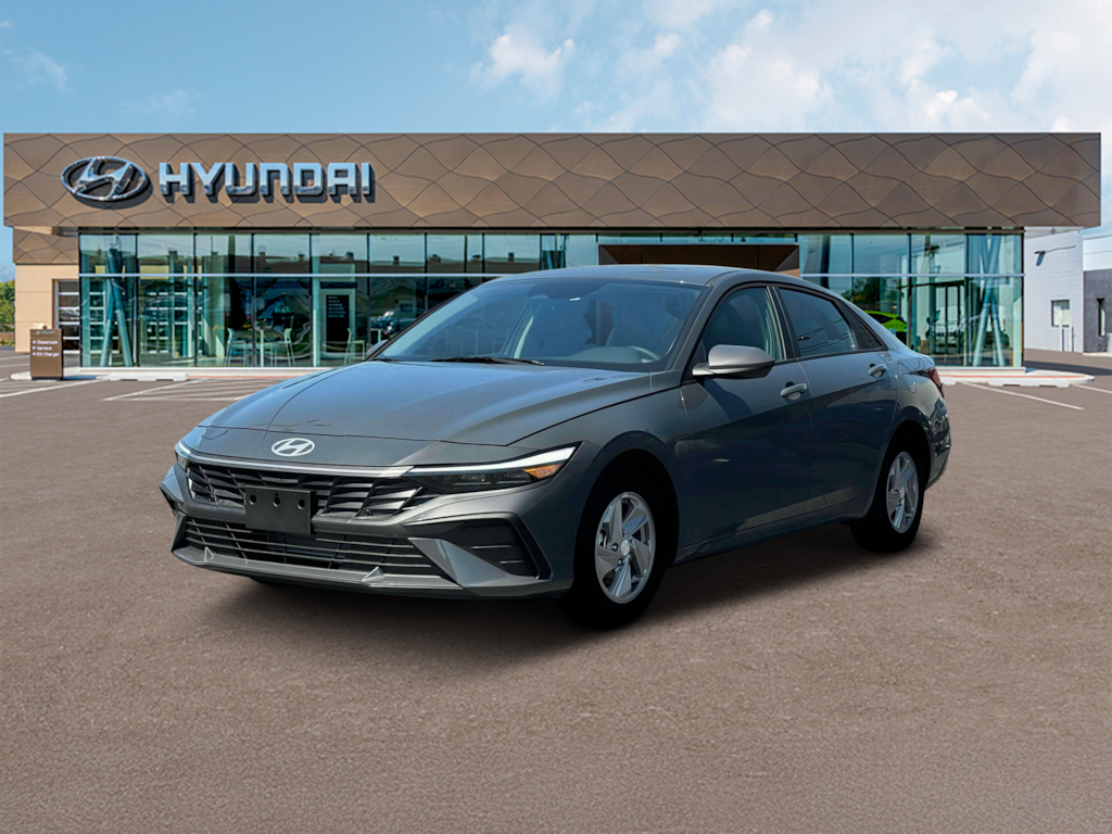 New 2025 Hyundai Elantra SE Sedan