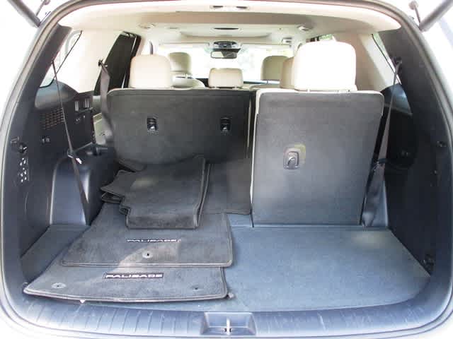 2022 Hyundai Palisade SEL photo 2