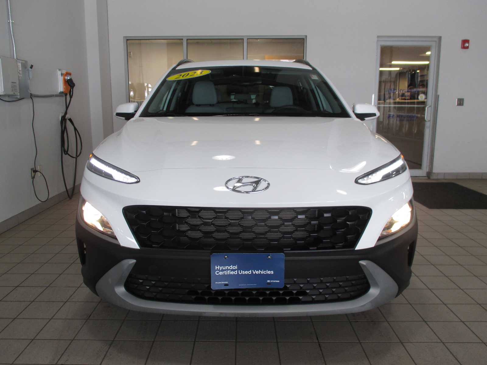 2023 Hyundai Kona SEL - Photo 2