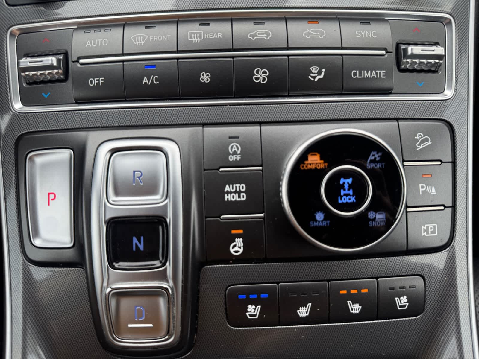 used 2021 Hyundai Santa Fe car, priced at $24,698