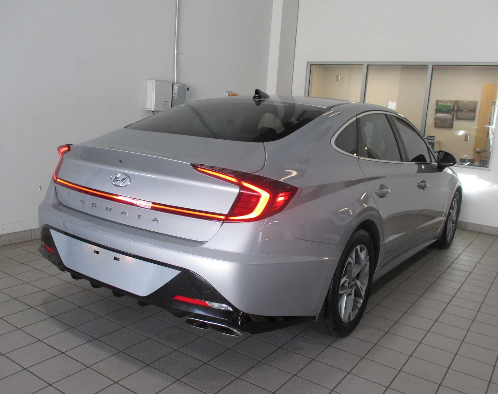 used 2023 Hyundai Sonata car, priced at $21,498