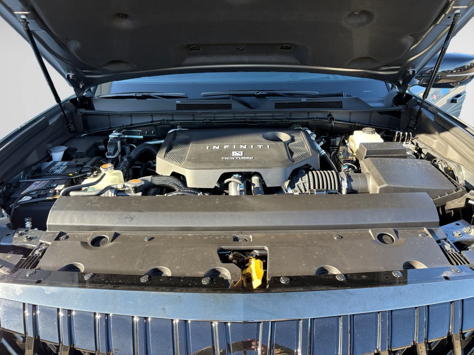 new 2026 INFINITI QX80 car, priced at $100,118