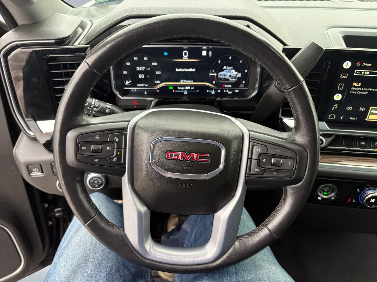 used 2022 GMC Sierra 1500 car, priced at $40,988