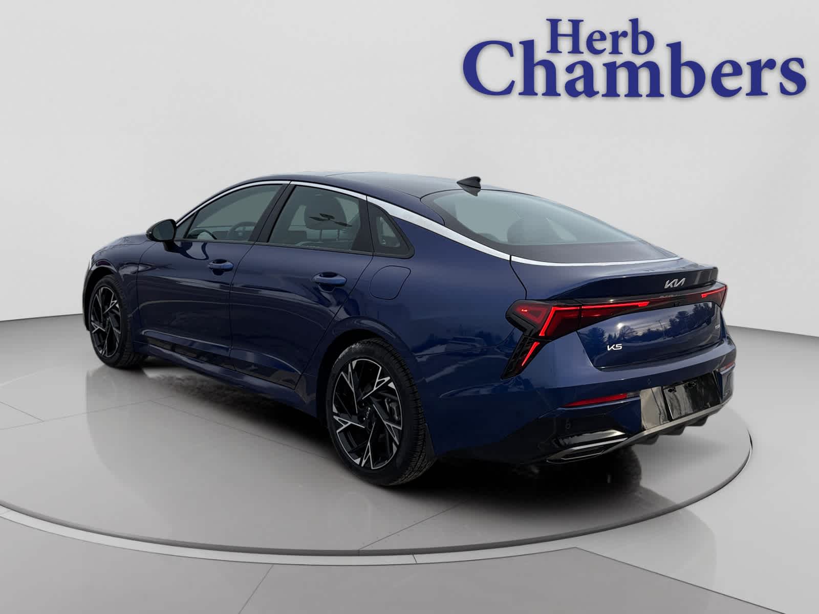 used 2025 Kia K5 car, priced at $29,288