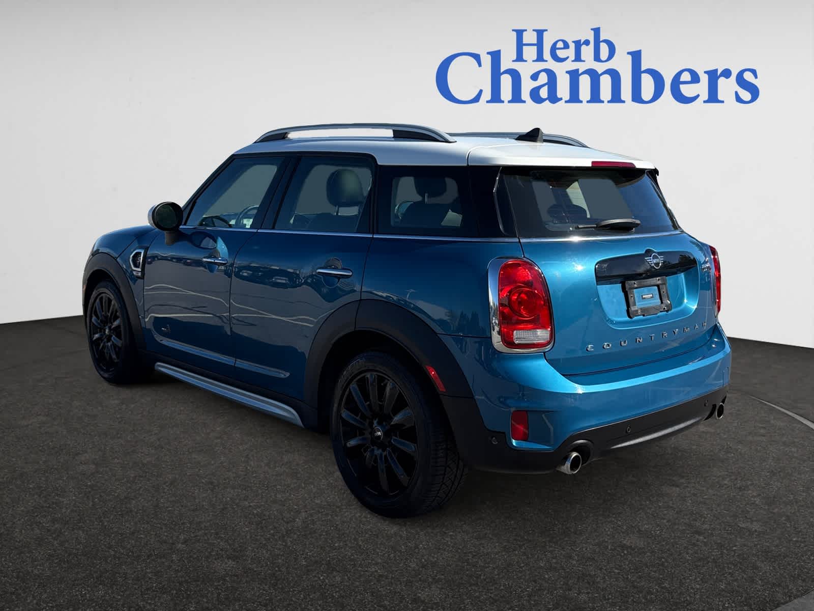 2019 Mini Countryman S ALL4 photo 2