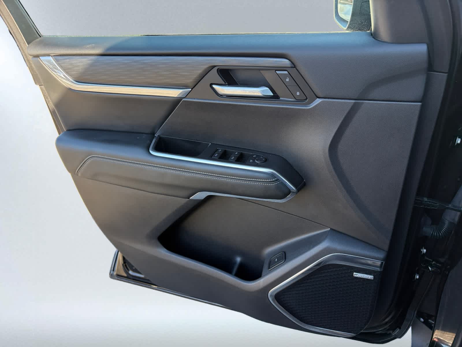 used 2025 GMC Acadia car, priced at $34,188