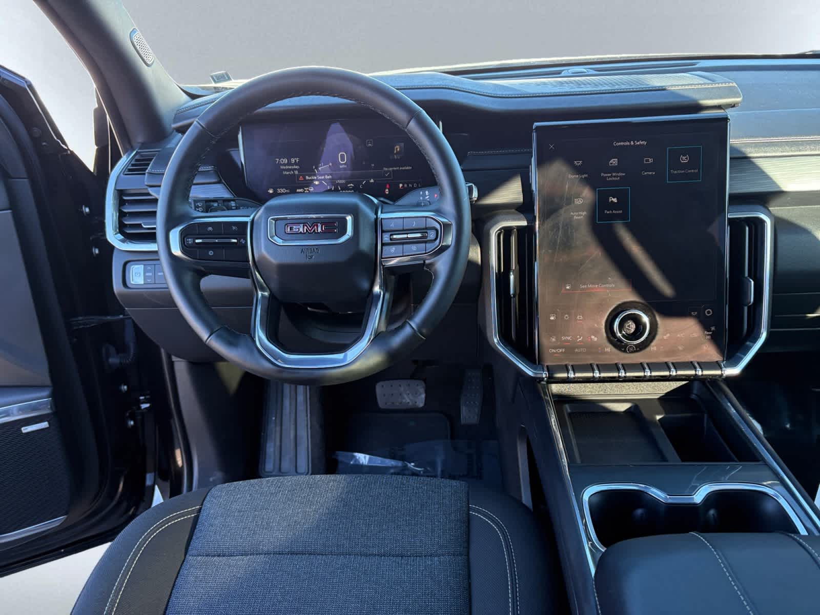 used 2025 GMC Acadia car, priced at $34,188