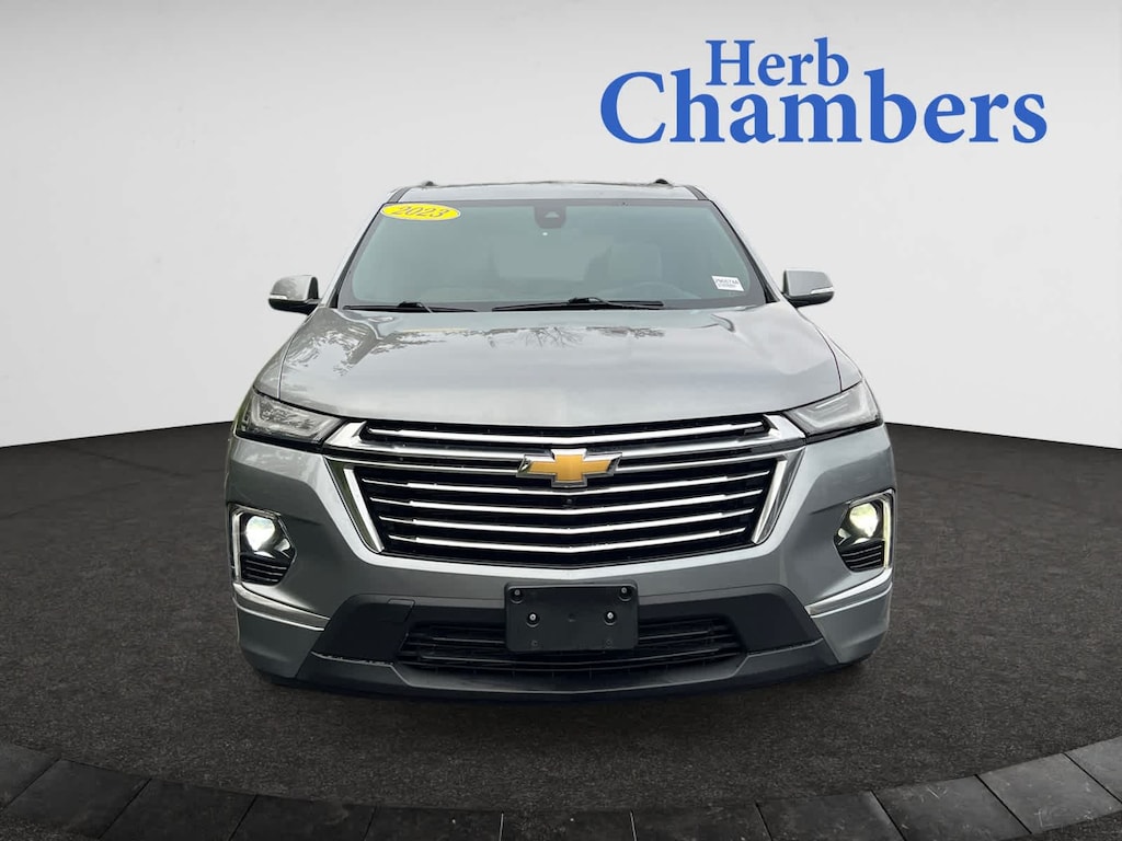 Used 2023 Chevrolet Traverse Premier SUV