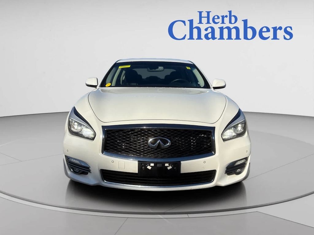 Used 2016 INFINITI Q70 3.7 w/ Premium Sedan
