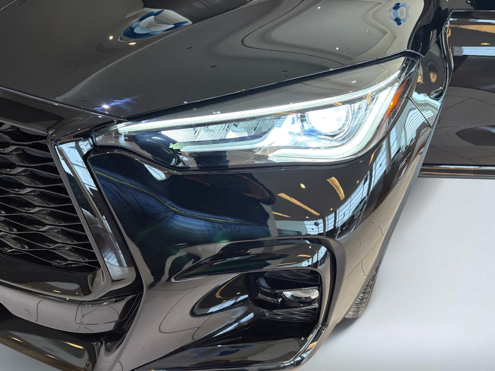 new 2025 INFINITI QX50 car, priced at $53,270