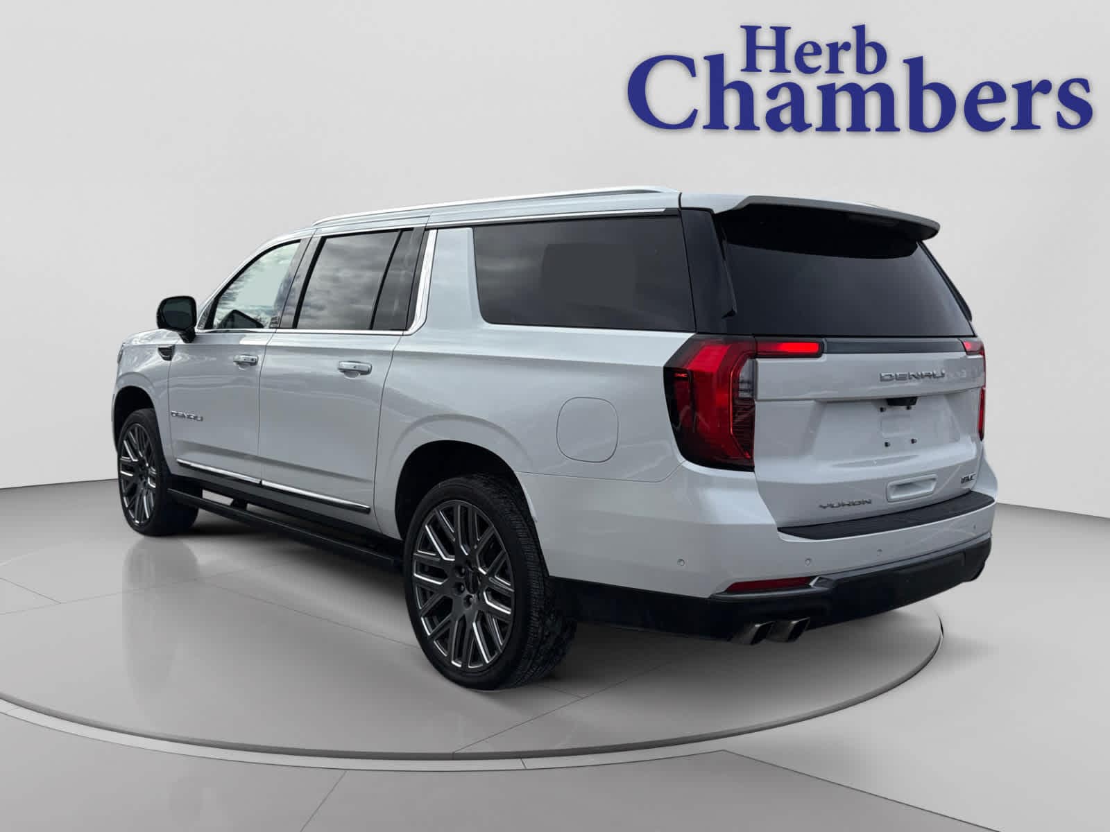 used 2025 GMC Yukon XL car, priced at $93,588