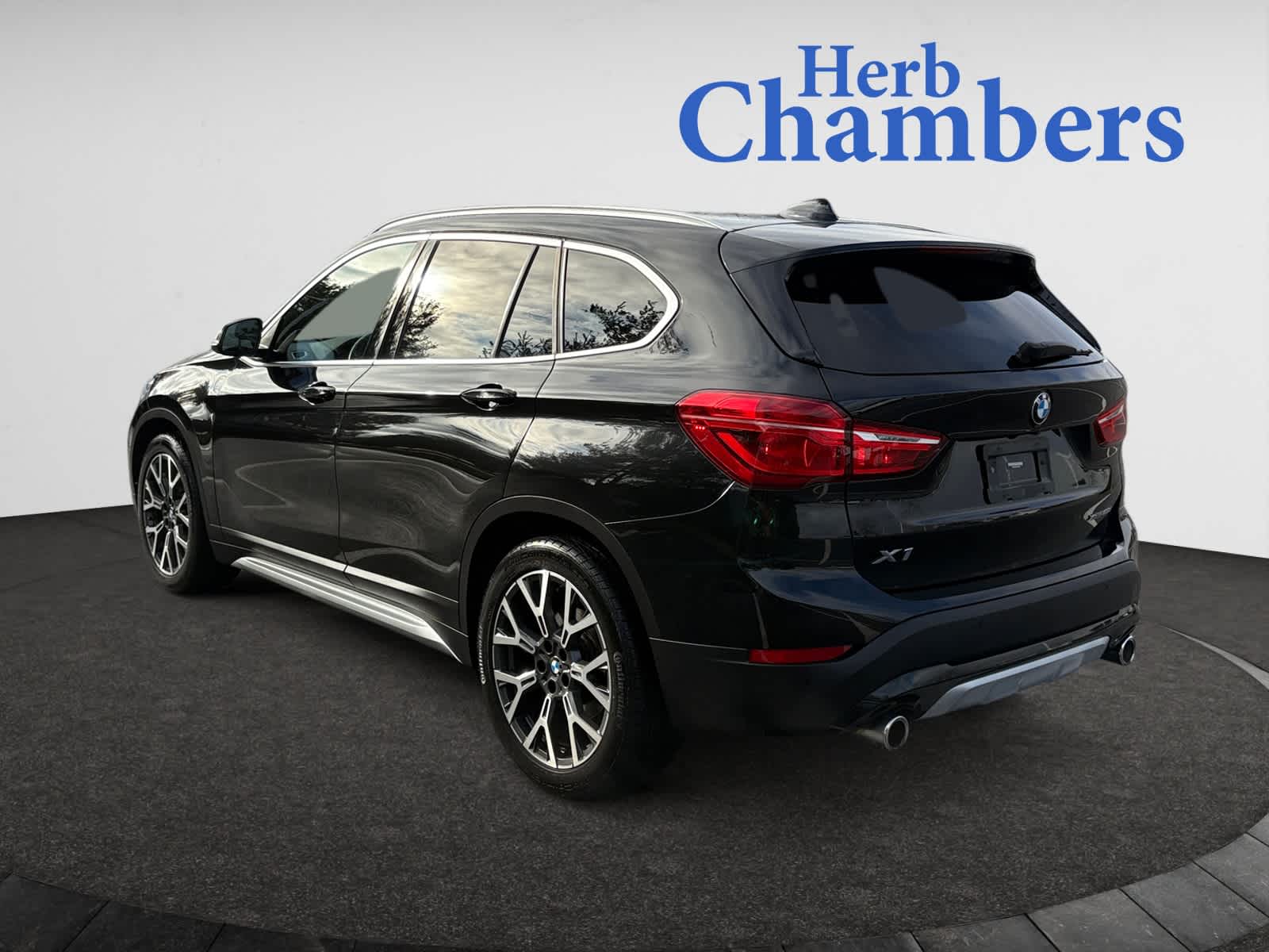 2022 Bmw X1 XDrive28i photo 3