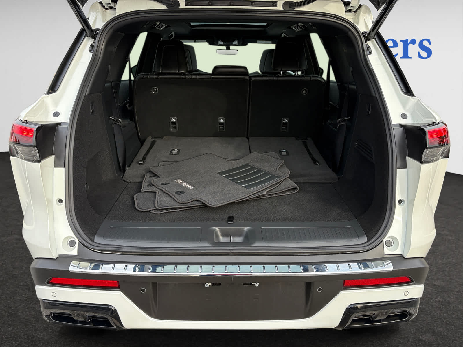 2025 Infiniti QX60 Luxe photo 4