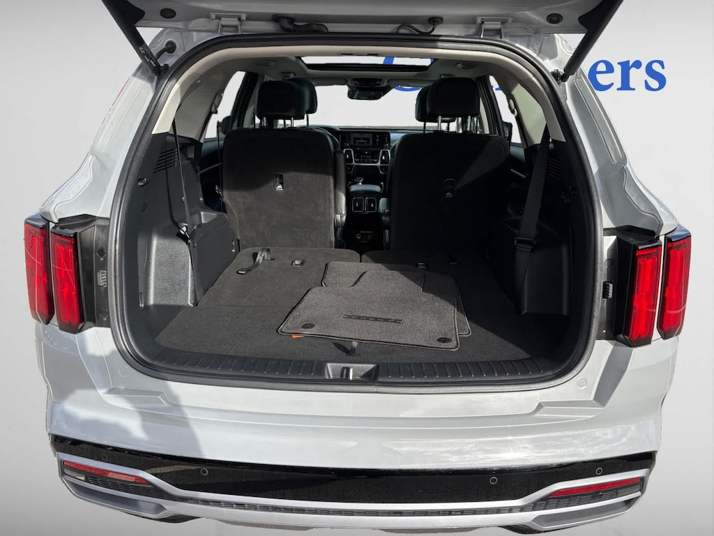 Used 2023 Kia Sorento SX SUV