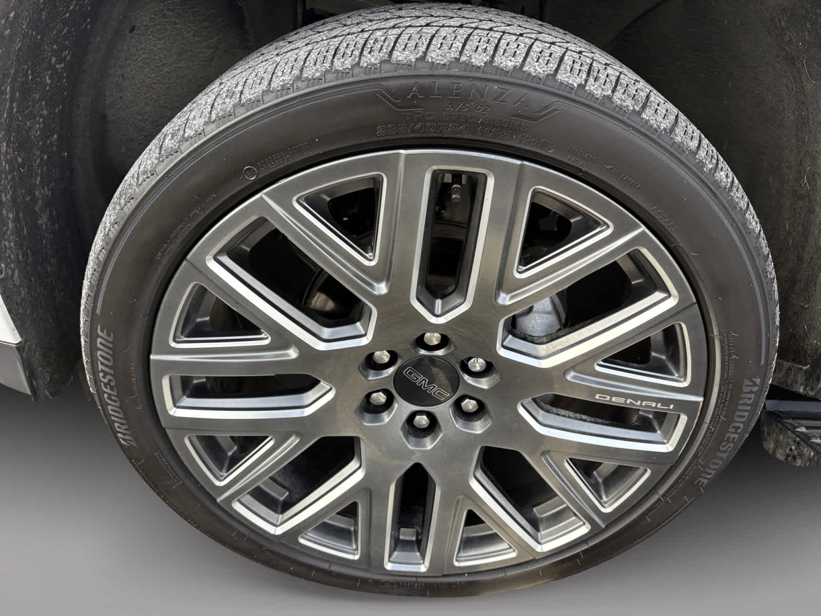 used 2025 GMC Yukon XL car, priced at $93,588