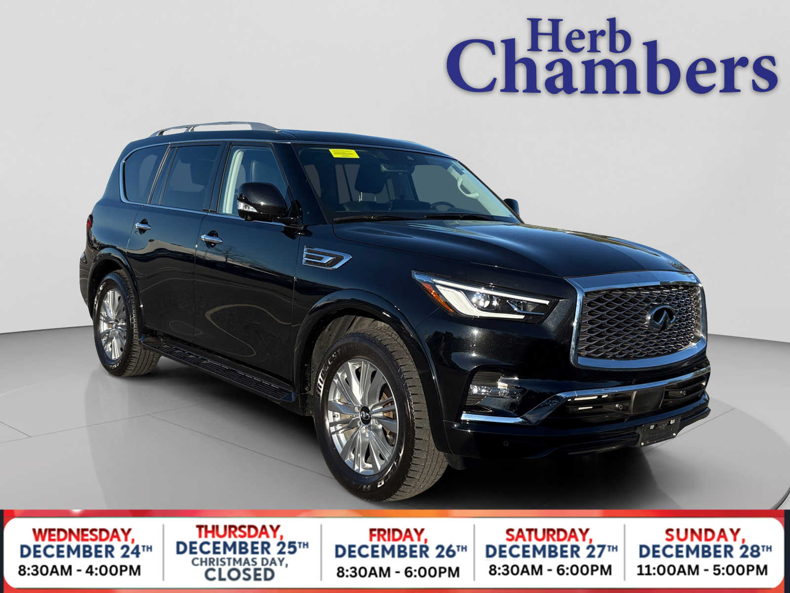 2024 INFINITI QX80 Luxe 4WD's photo