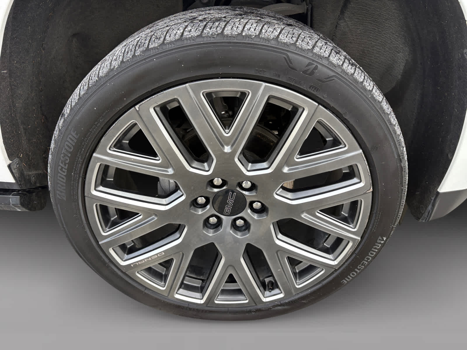 used 2025 GMC Yukon XL car, priced at $93,588