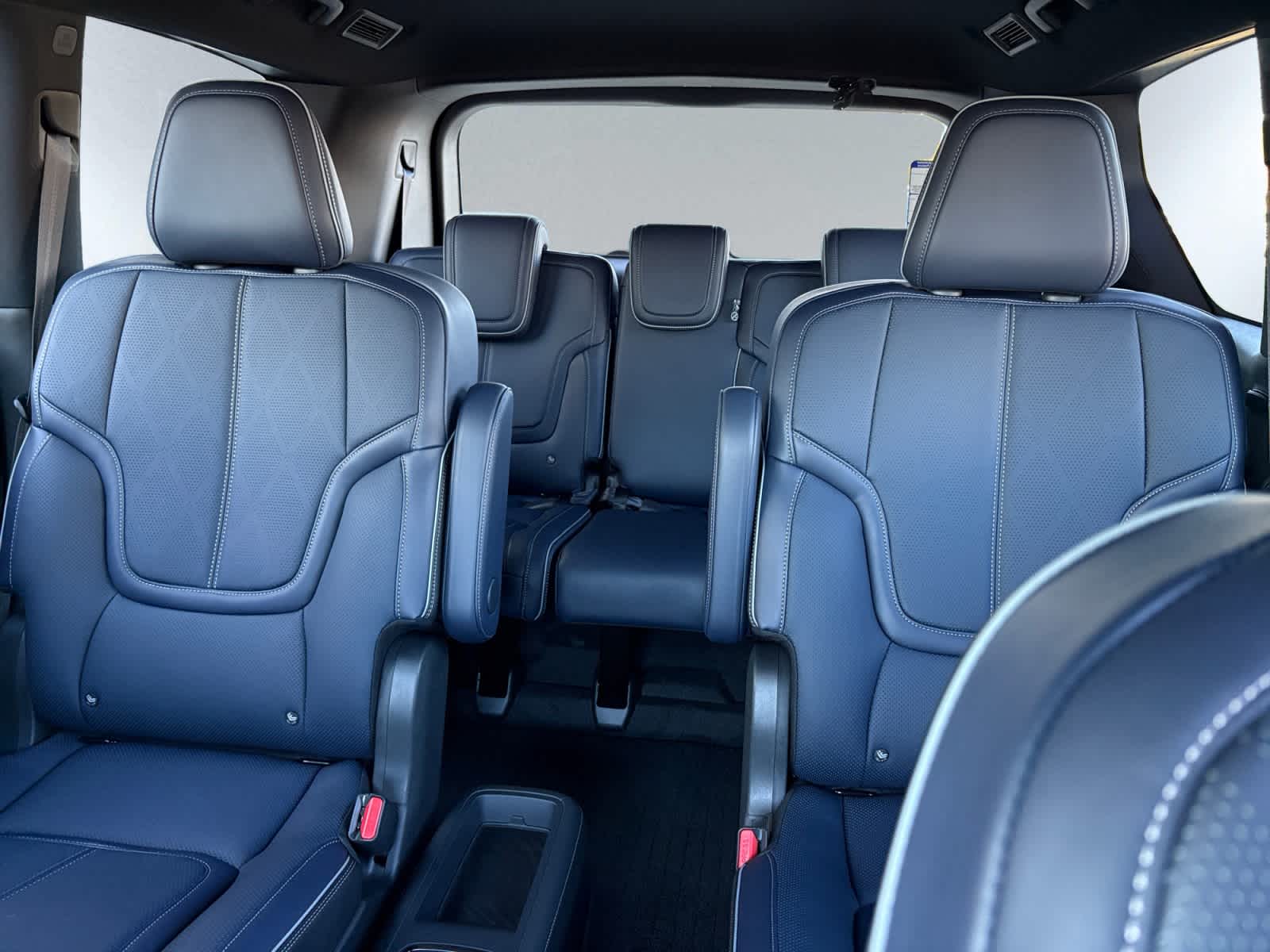 new 2026 INFINITI QX80 car, priced at $100,118