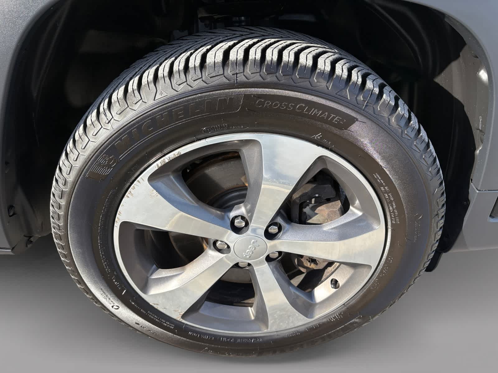 used 2020 Jeep Cherokee car, priced at $17,988