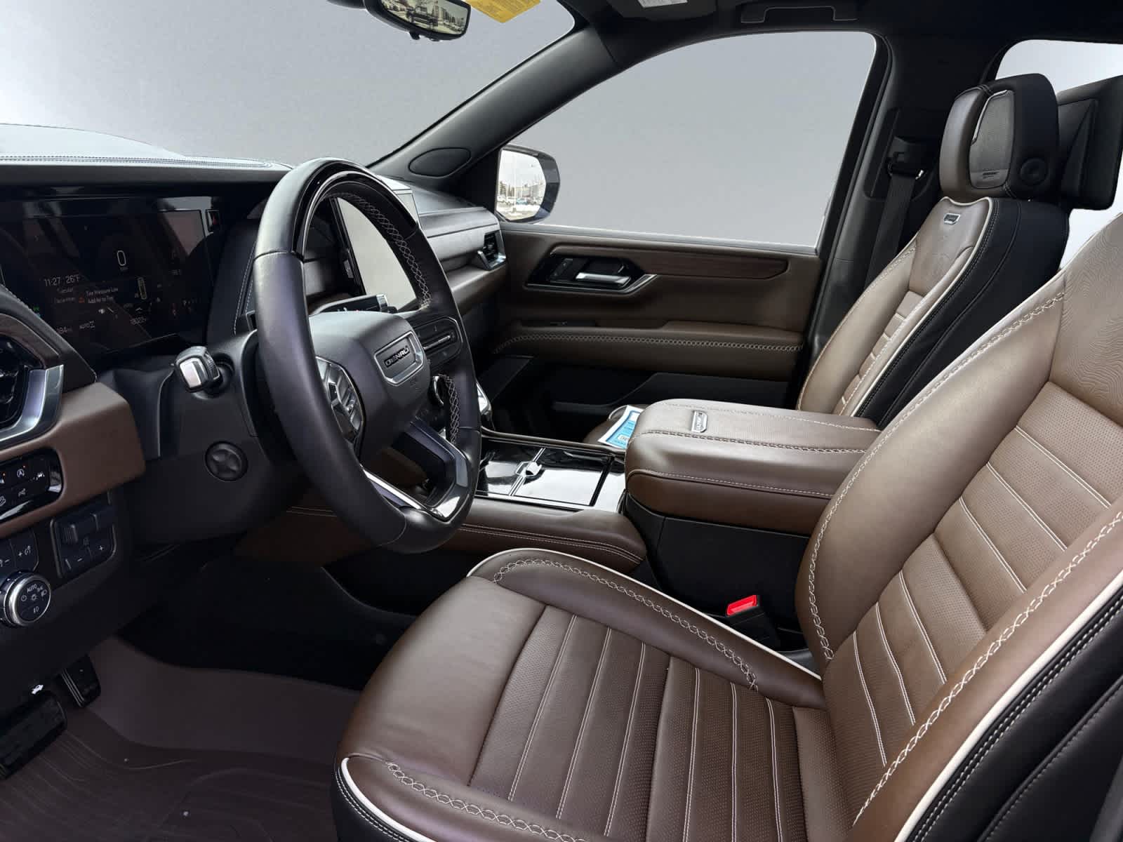 used 2025 GMC Yukon XL car, priced at $93,588