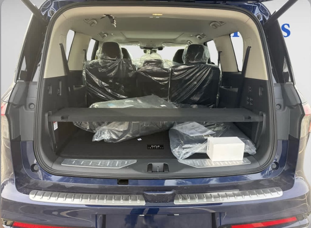New 2025 INFINITI QX80 Sensory SUV