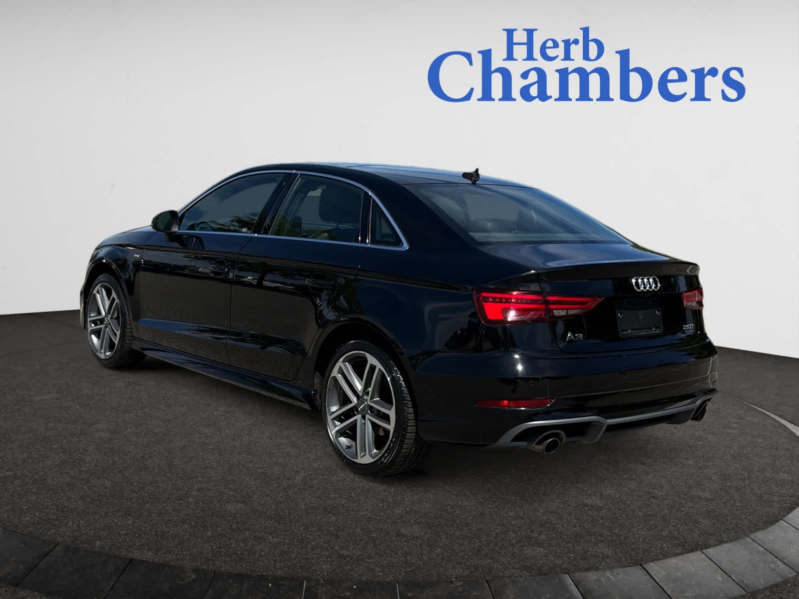 2017 Audi A3 Quattro Premium Plus photo 3