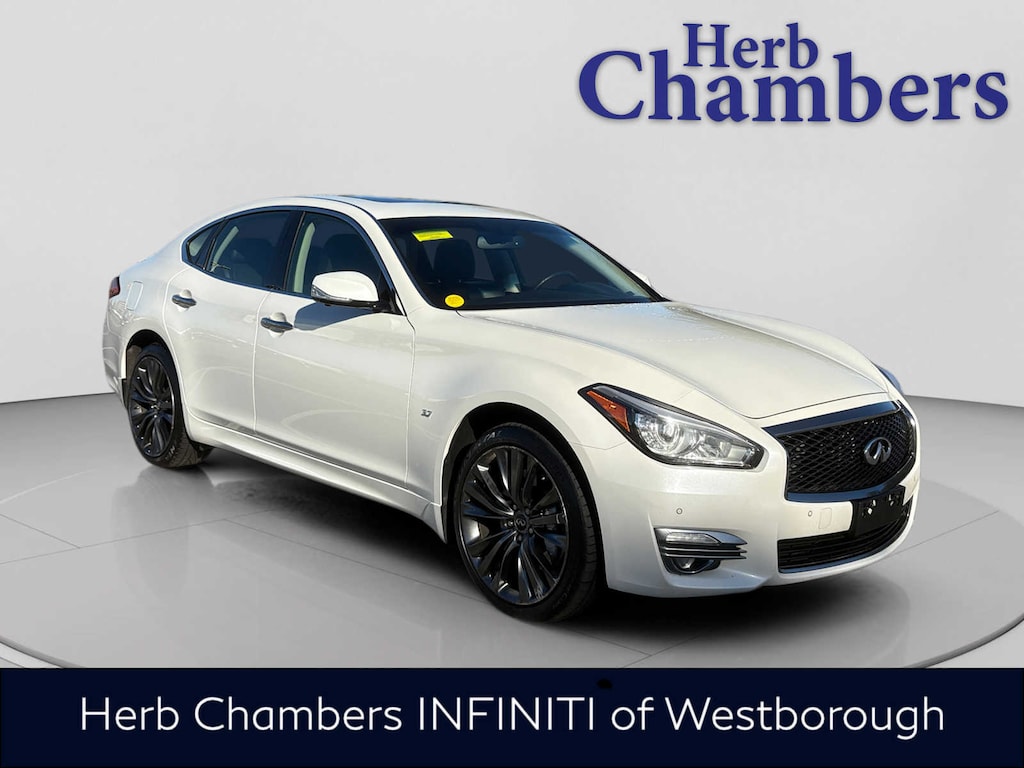 Used 2016 INFINITI Q70 3.7 w/ Premium Sedan