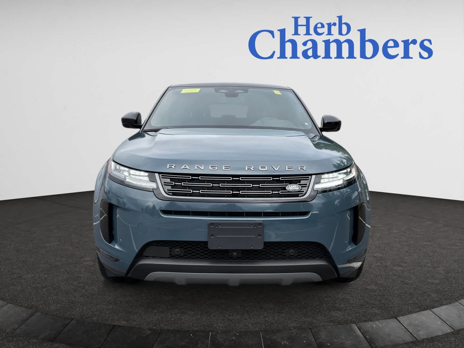 2026 Land Rover Range Rover Evoque S photo 2