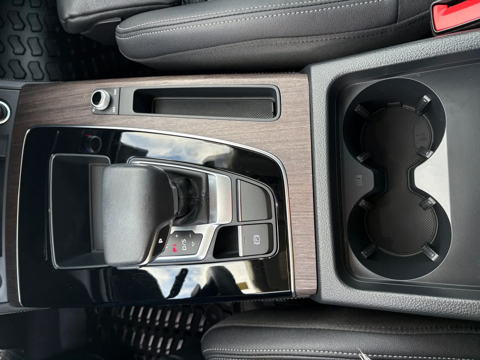 used 2024 Audi Q5 car, priced at $38,988