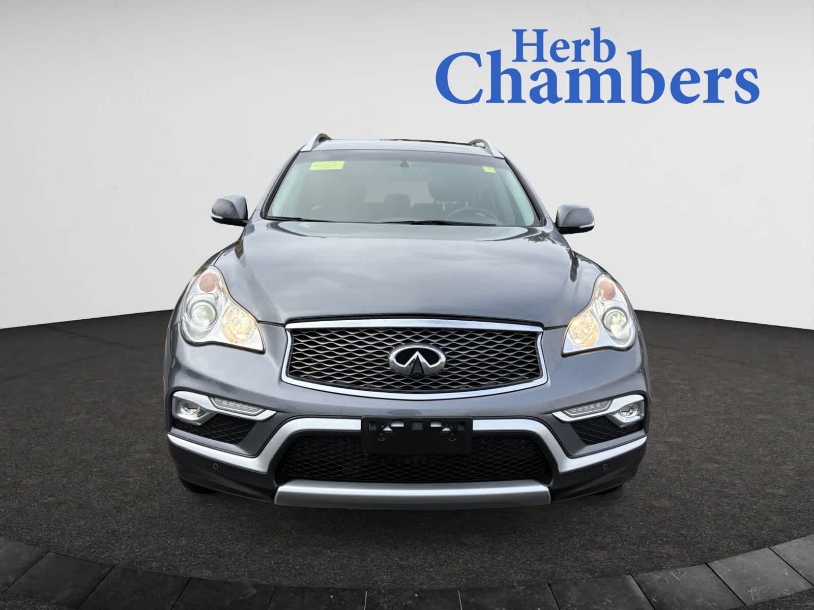 2016 Infiniti QX50 Premium photo 2