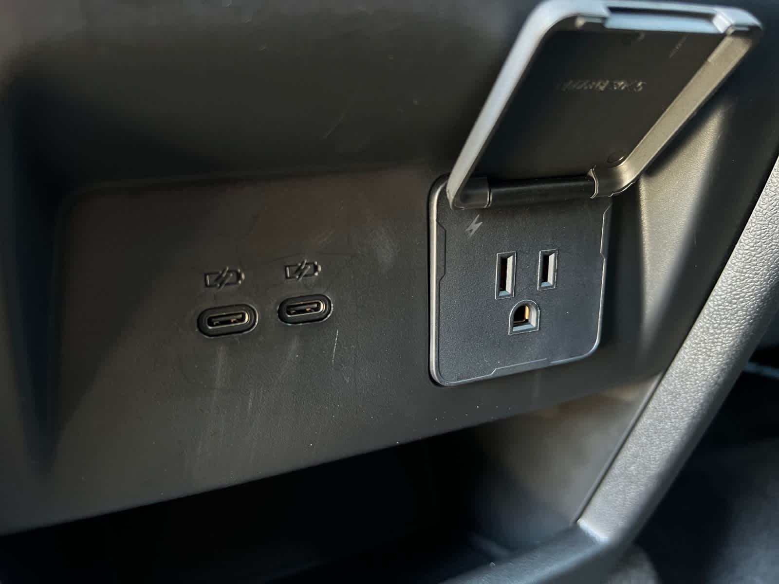 used 2025 GMC Acadia car, priced at $36,988