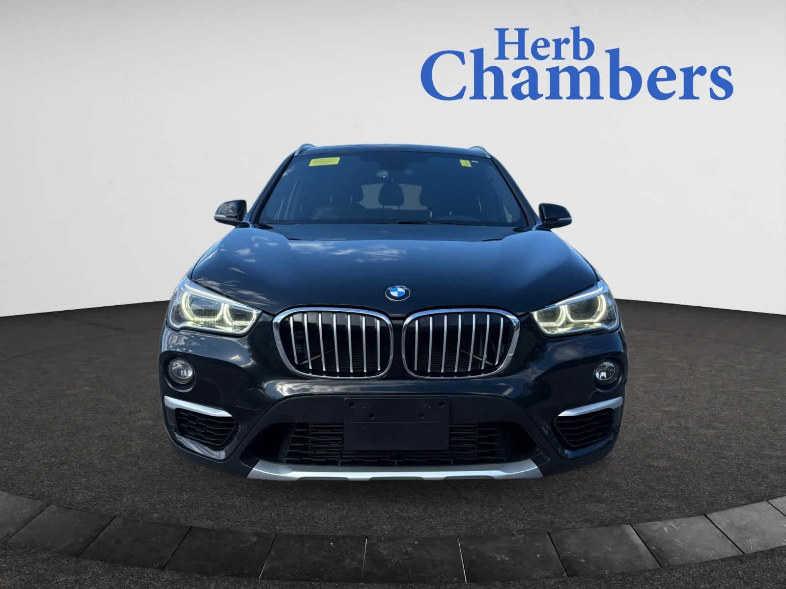 2017 Bmw X1 XDrive28i photo 2