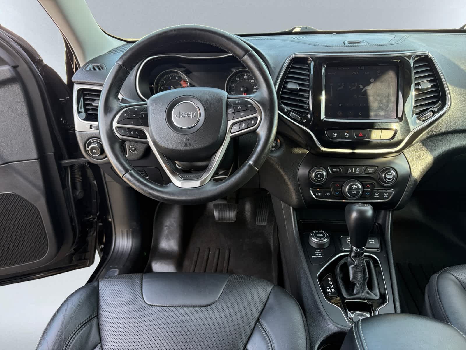 used 2020 Jeep Cherokee car, priced at $17,988