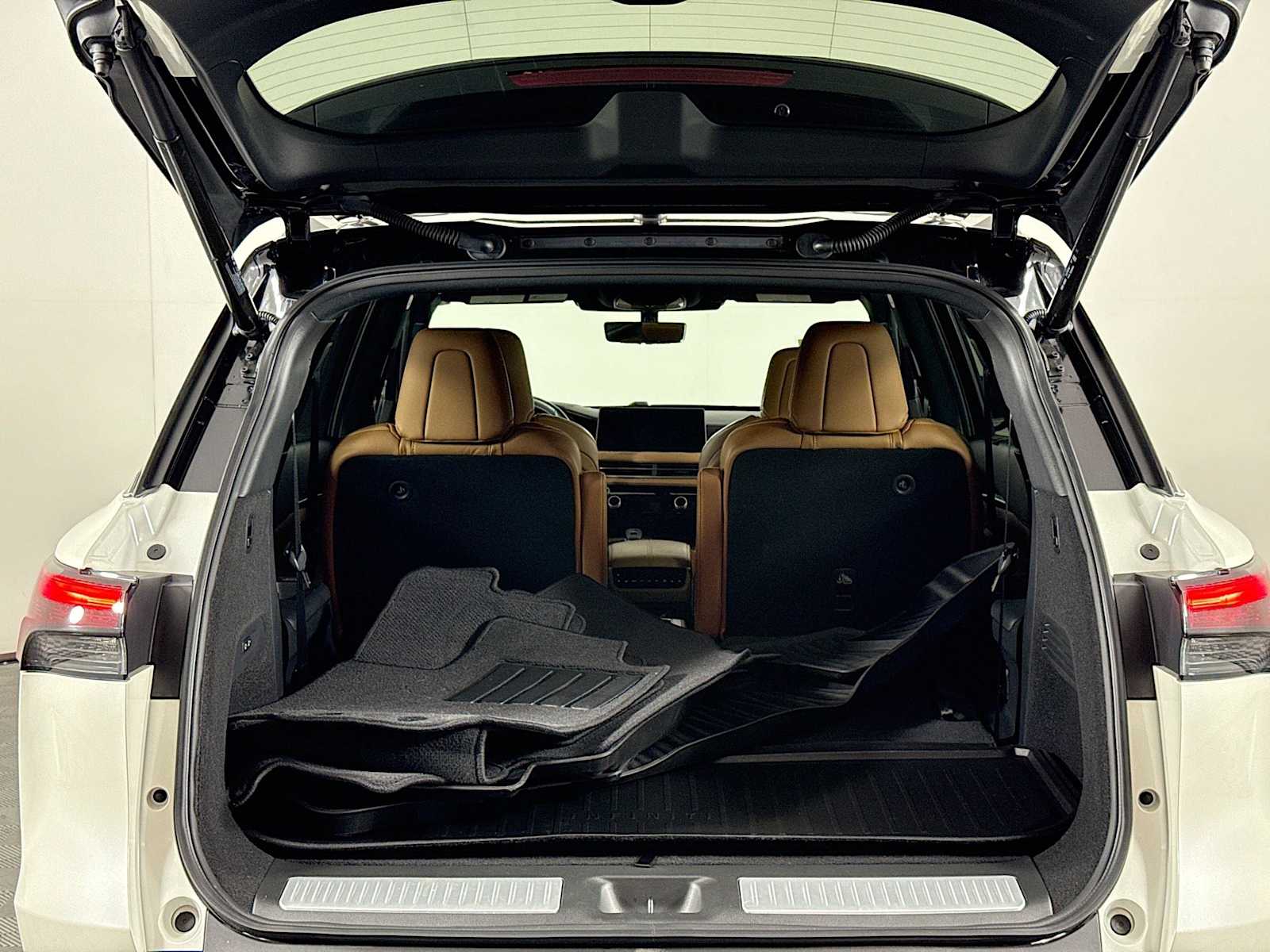 2024 Infiniti QX60 Autograph photo 3