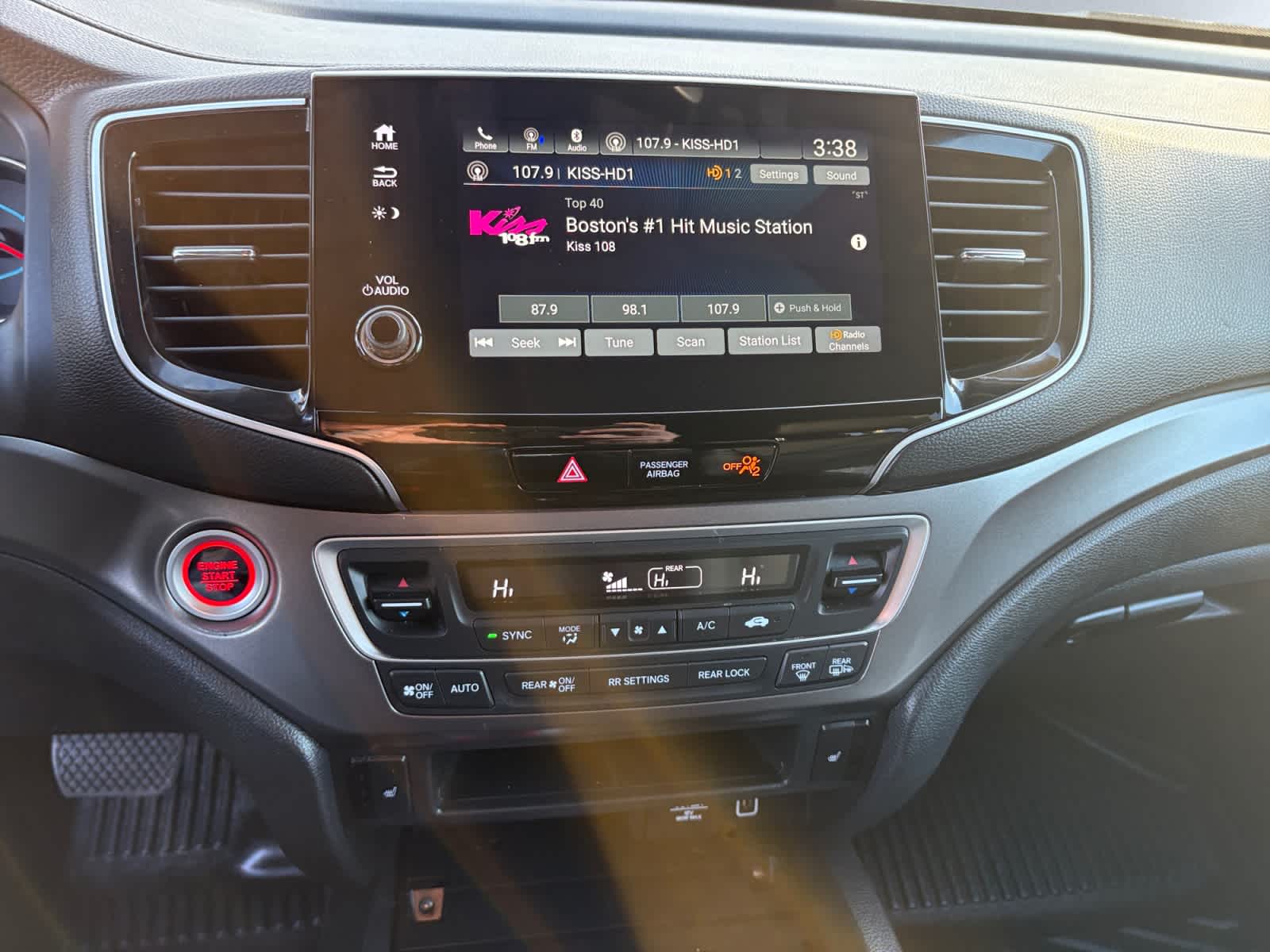 used 2021 Honda Pilot car, priced at $26,988