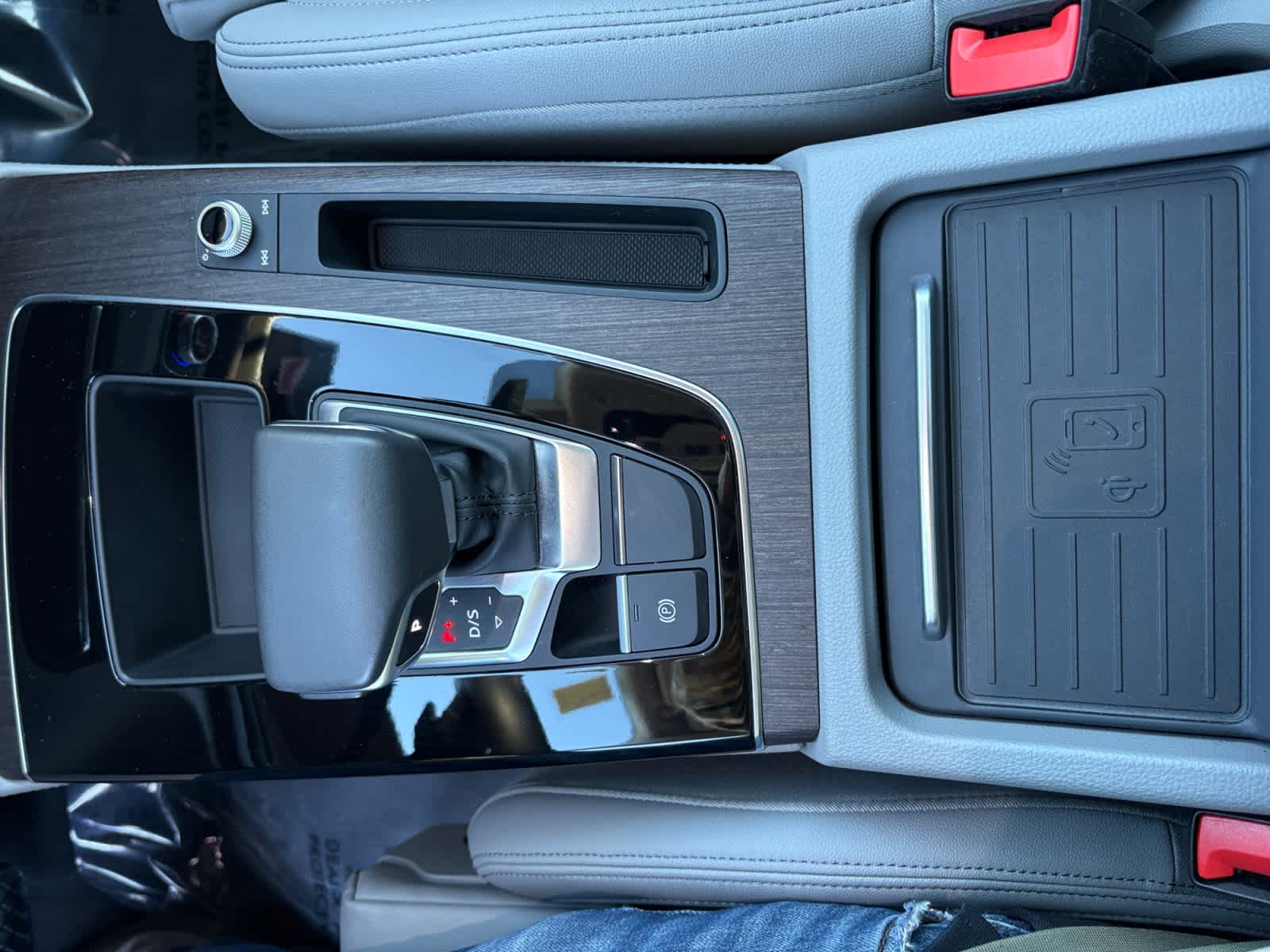 used 2024 Audi Q5 car, priced at $39,588