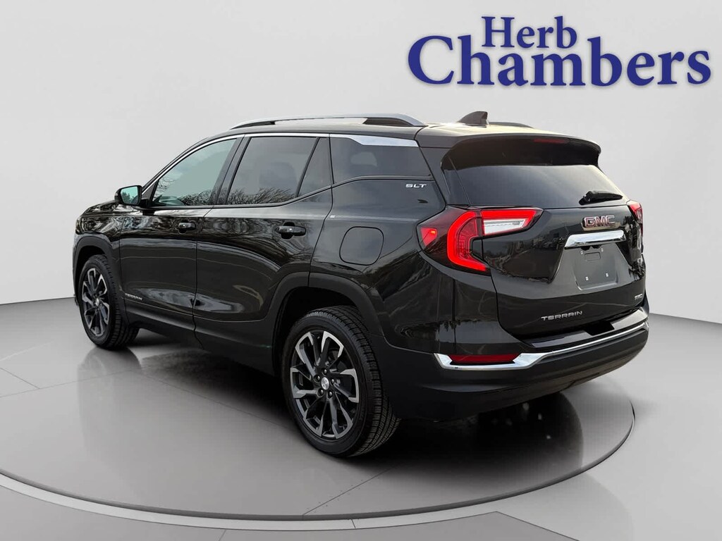 Used 2022 GMC Terrain SLT SUV