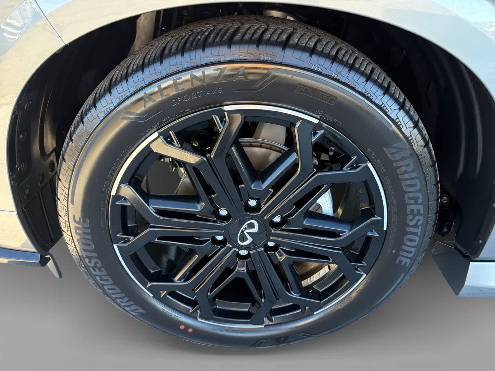 new 2026 INFINITI QX80 car, priced at $100,118