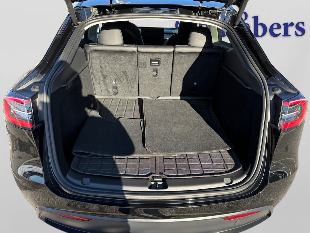 Used 2025 Tesla Model Y Long Range SUV