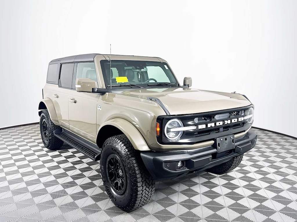 Used 2025 Ford Bronco Outer Banks SUV