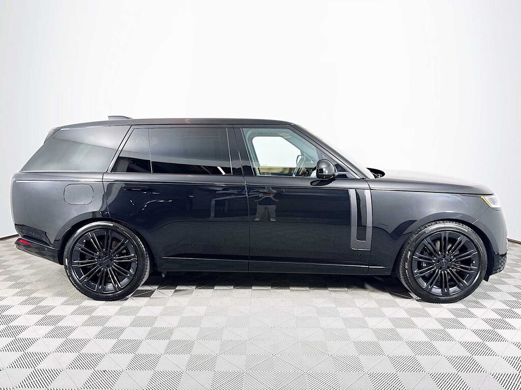 Certified 2026 Land Rover Range Rover SE SUV
