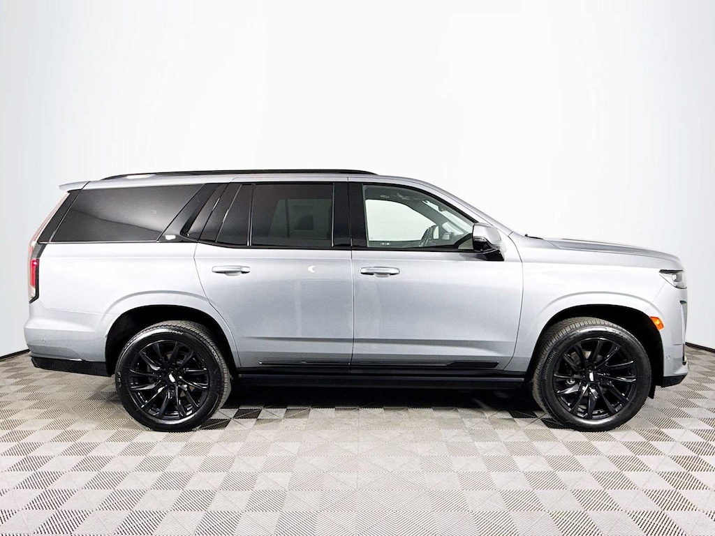 Used 2023 Cadillac Escalade 4WD Sport SUV