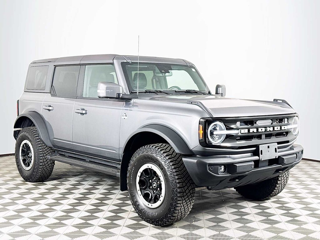 Used 2024 Ford Bronco Outer Banks SUV
