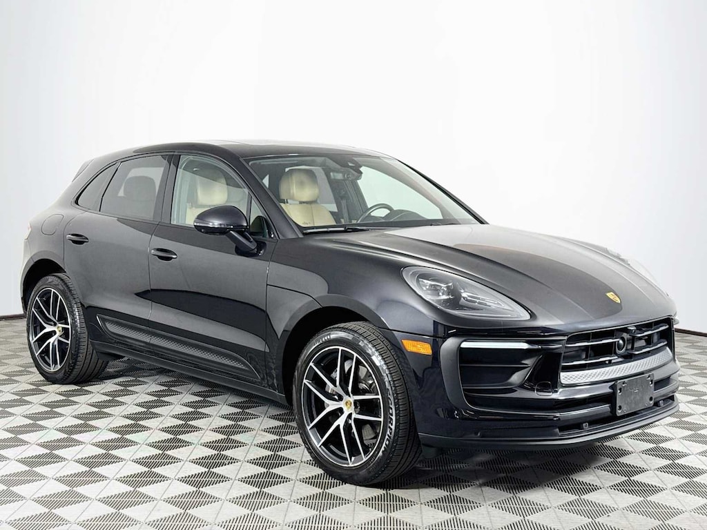 Used 2022 Porsche Macan SUV