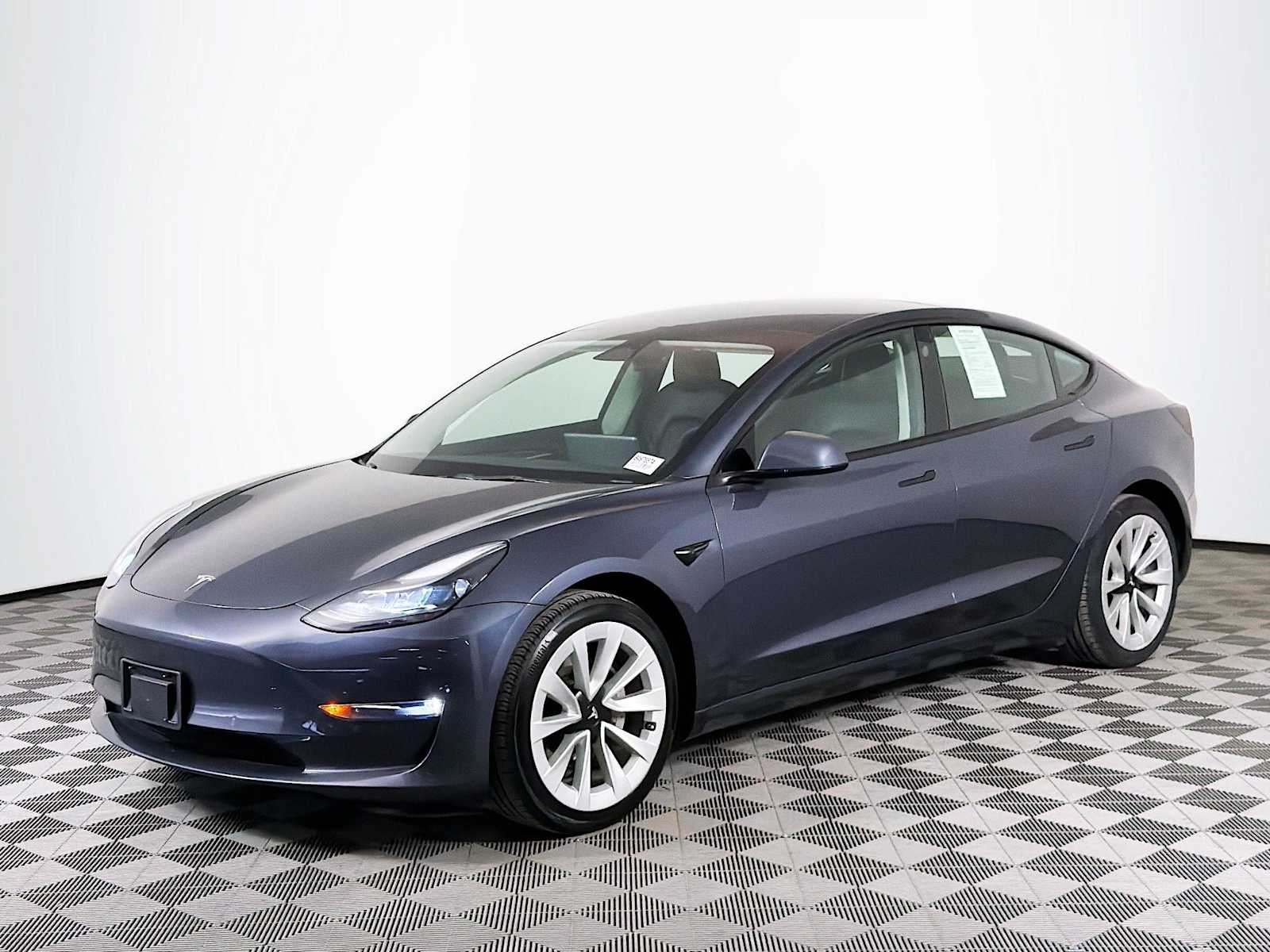 2022 Tesla Model 3 Long Range's photo