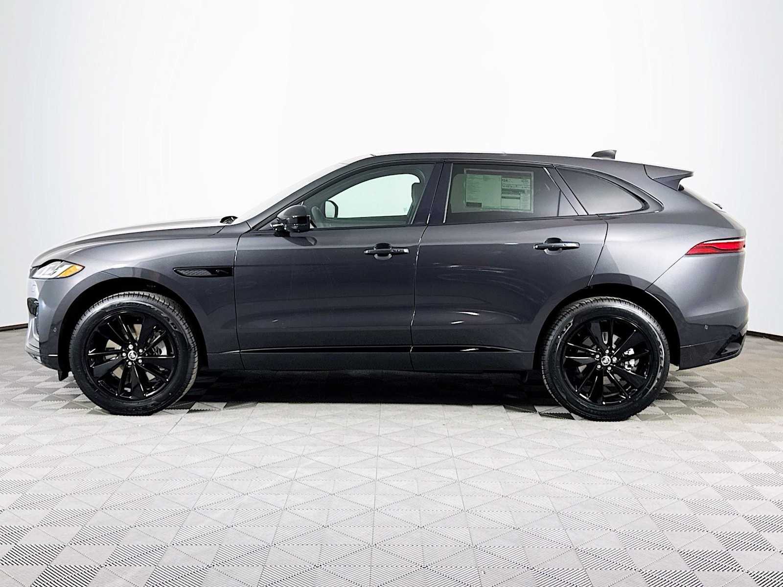 2026 Jaguar F-Pace R-Dynamic S - Photo 7