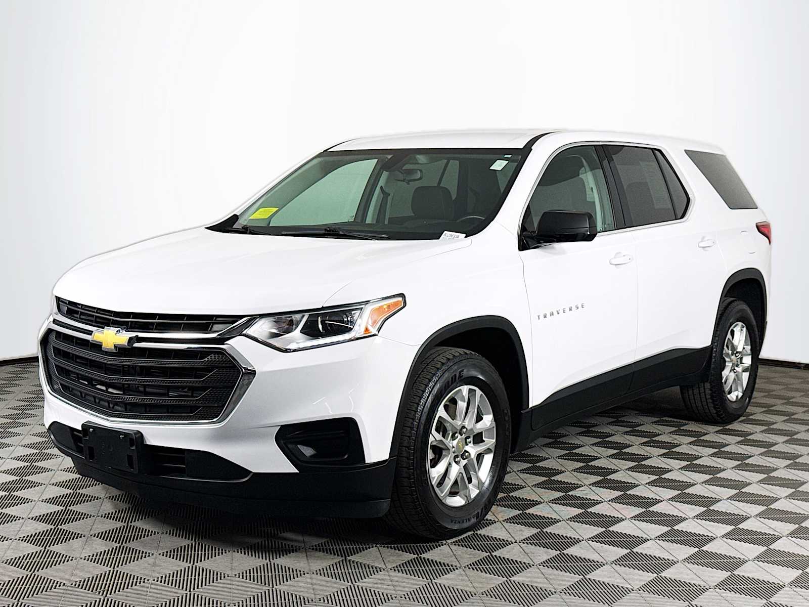 2019 Chevrolet Traverse LS AWD